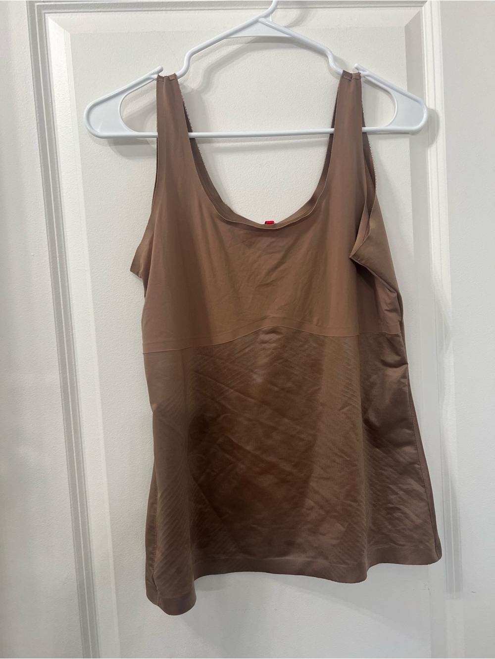 Spanx Thinstincts Sleeveless Scoop Neck Tank
